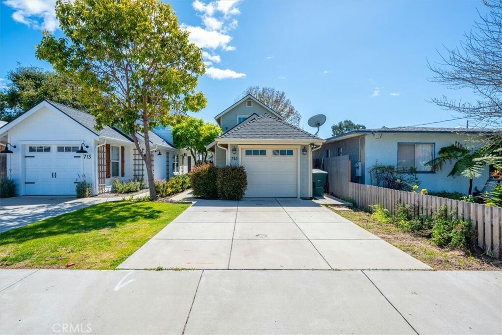 Property Photo: 715 Cornwall Avenue CA 93420