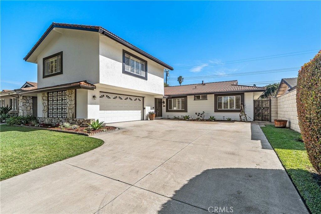 5032 Galway Circle  Huntington Beach CA 92649 photo