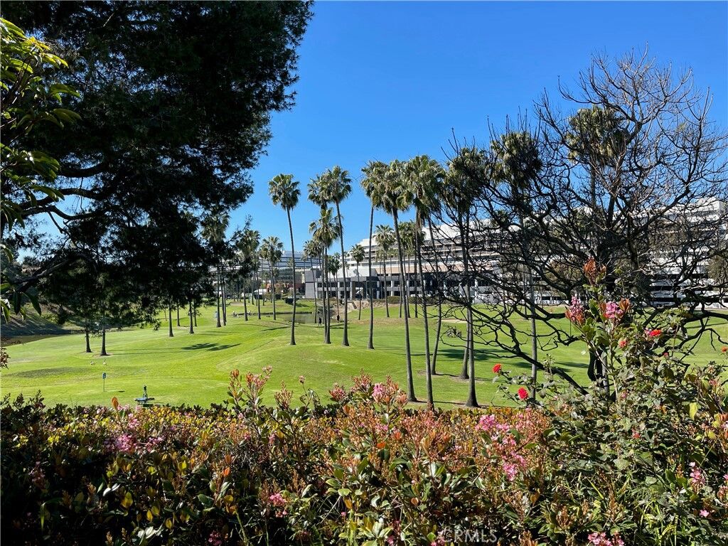 Property Photo: 15 Tiburon Court CA 90266
