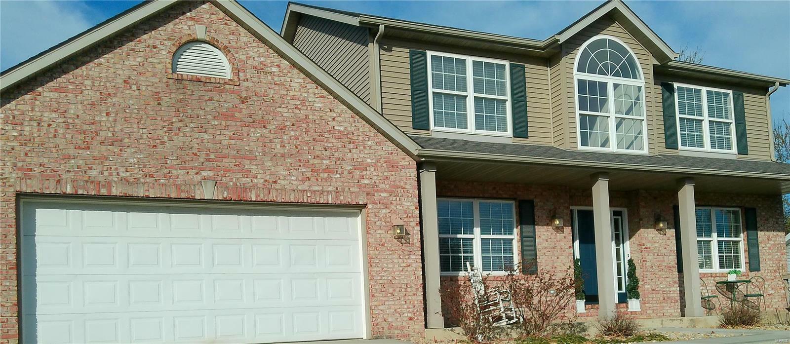 Property Photo: 2715 Hunters Crossing Drive IL 62025