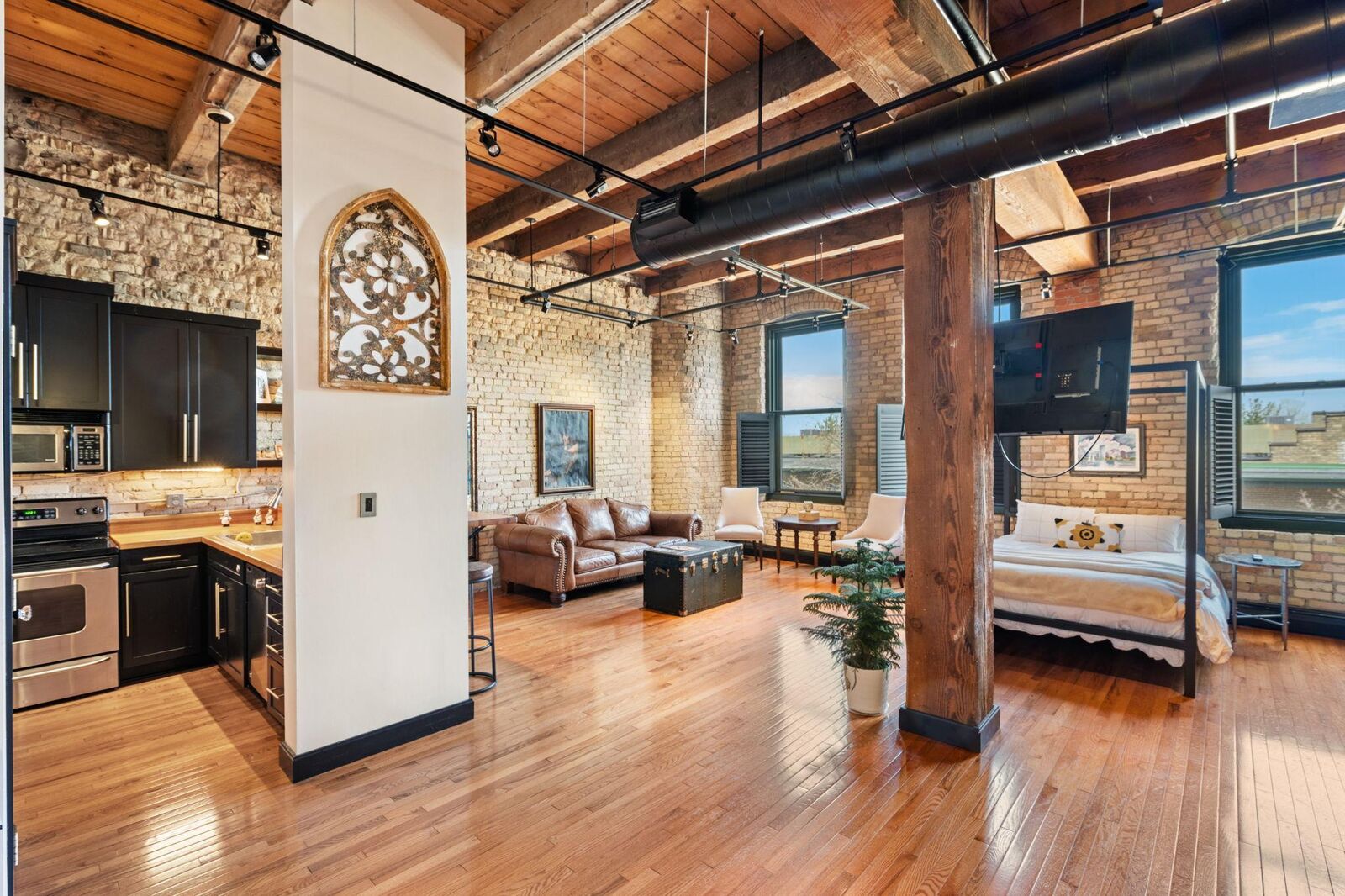 Property Photo:  400 N 1st Street 305  MN 55401 