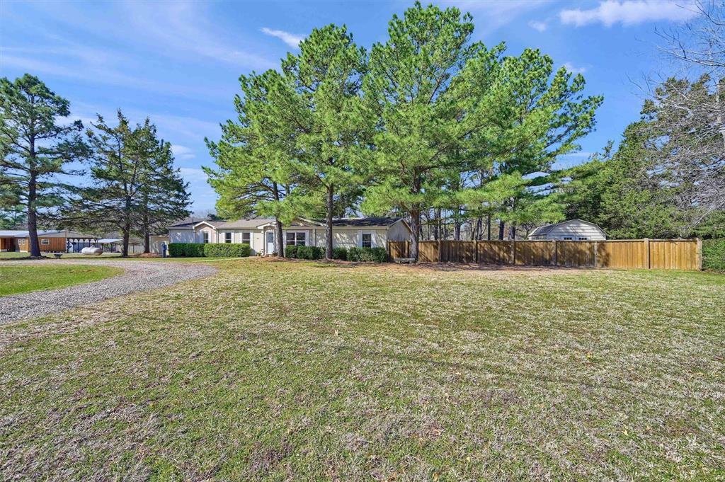 Property Photo: 585 Paradise Cove Road TX 75076
