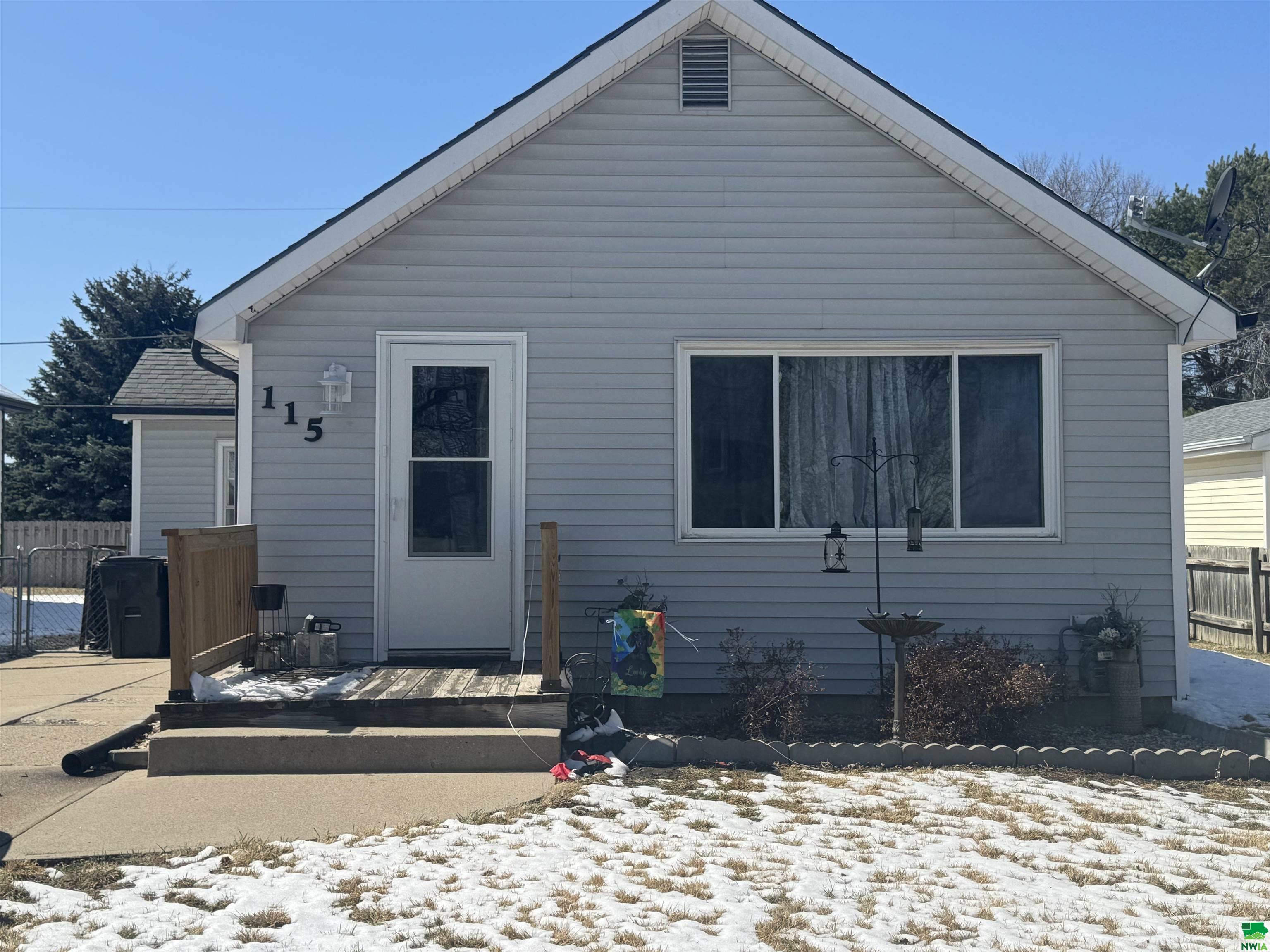Property Photo: 115 Wallace Ave SD 57049