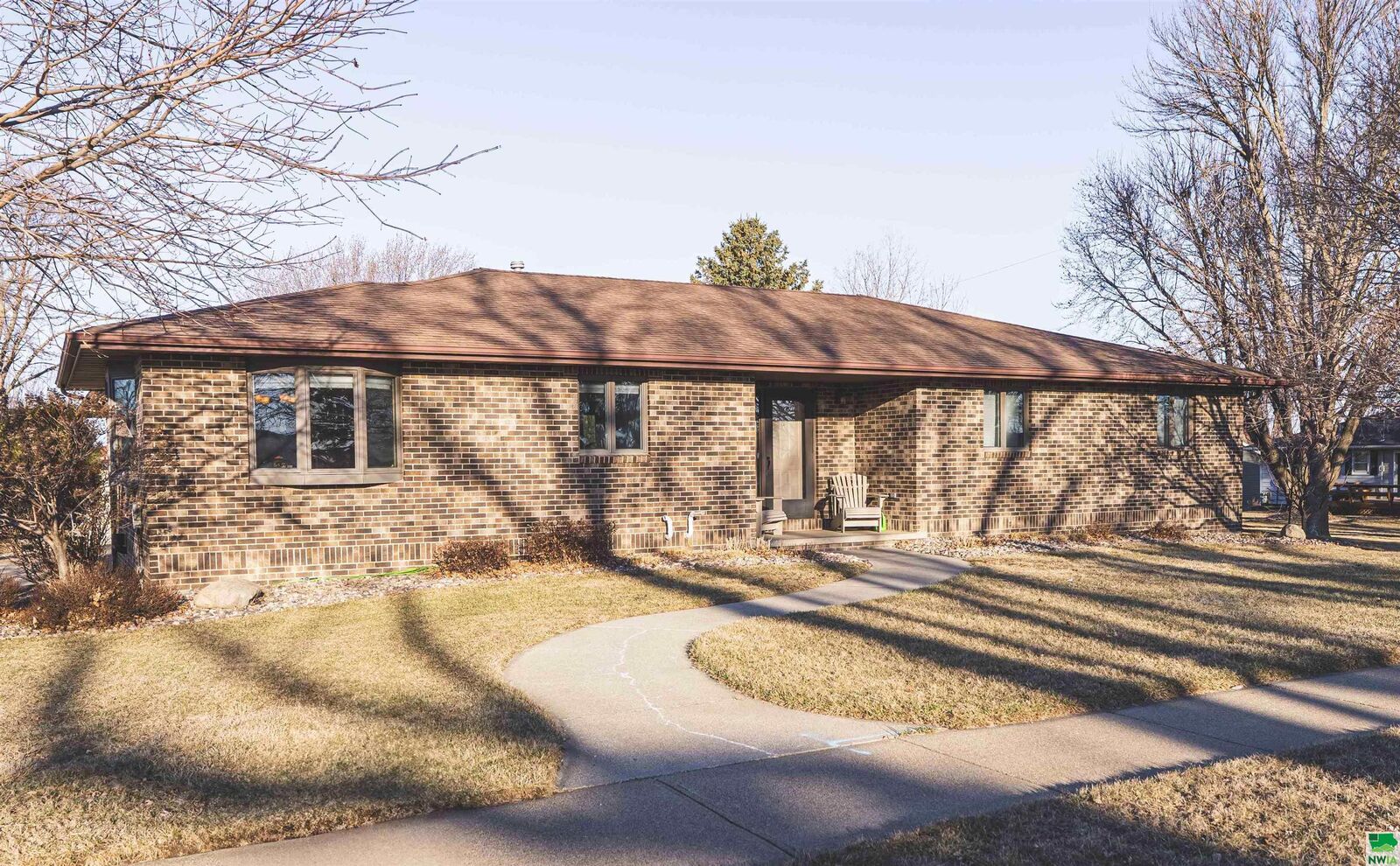 Property Photo: 609 15th St SE IA 51031