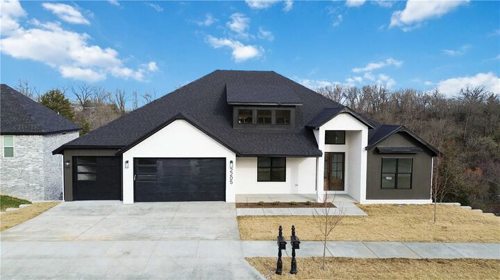 Property Photo:  2205 NE Steinbeck Drive  AR 72712 