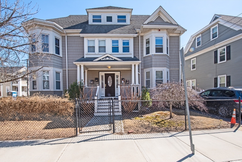 2-4 Holton St B  Medford MA 02155 photo