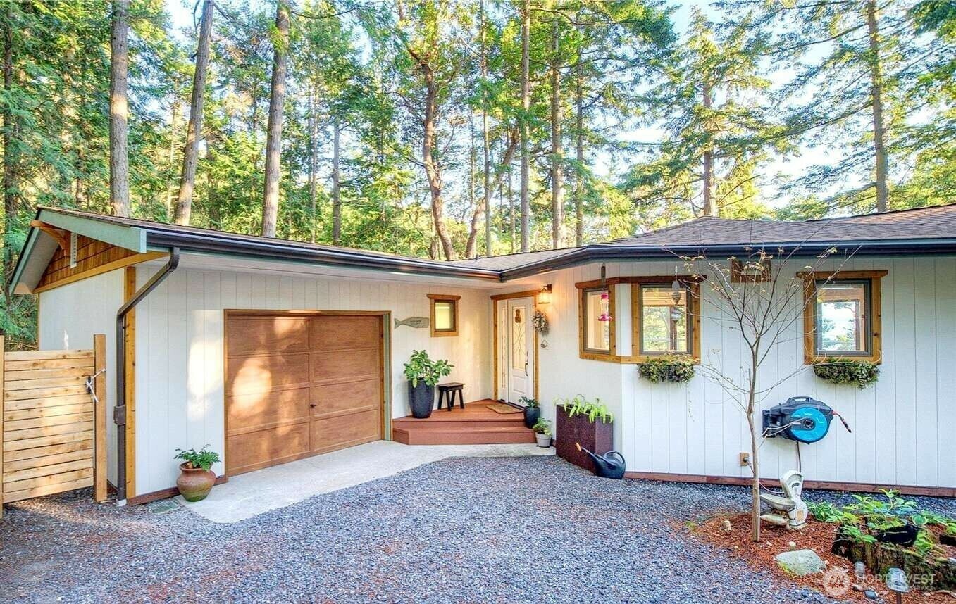 Property Photo: 265 Madrona Drive WA 98250