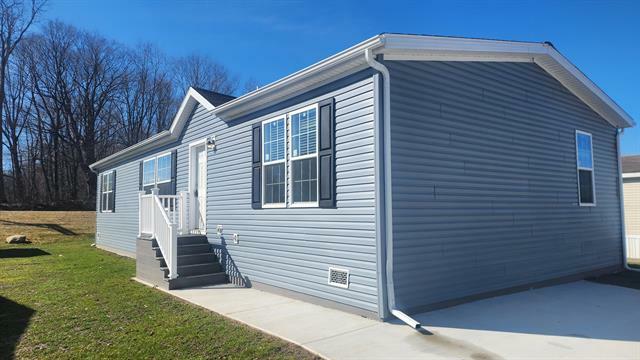 Property Photo: 884 Ottawa Court 7 MI 48813
