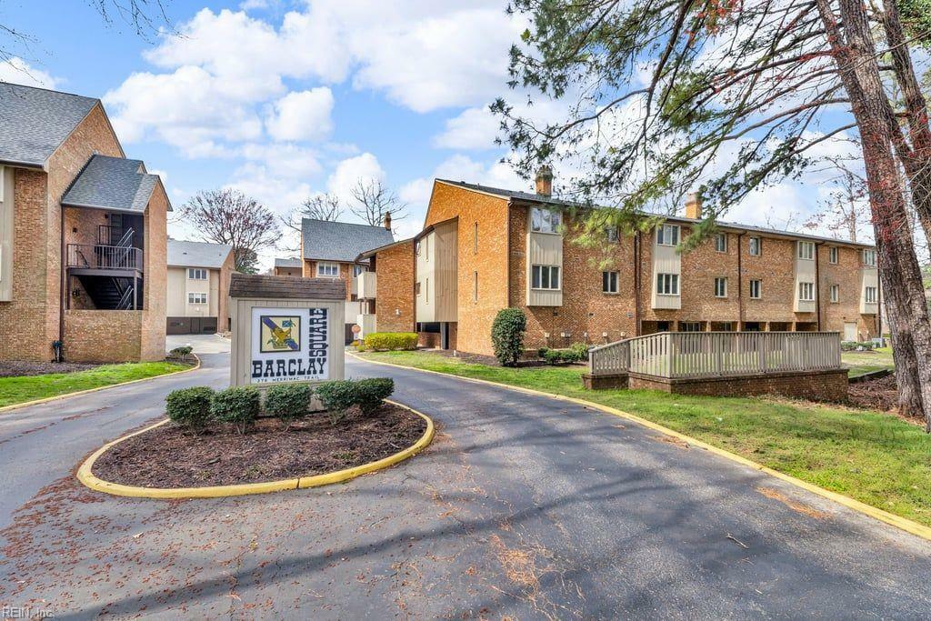 Property Photo: 376 Merrimac Trl 113 VA 23185