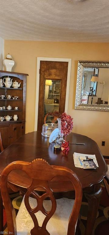 Property Photo: 6208 Amherst Cir VA 23464