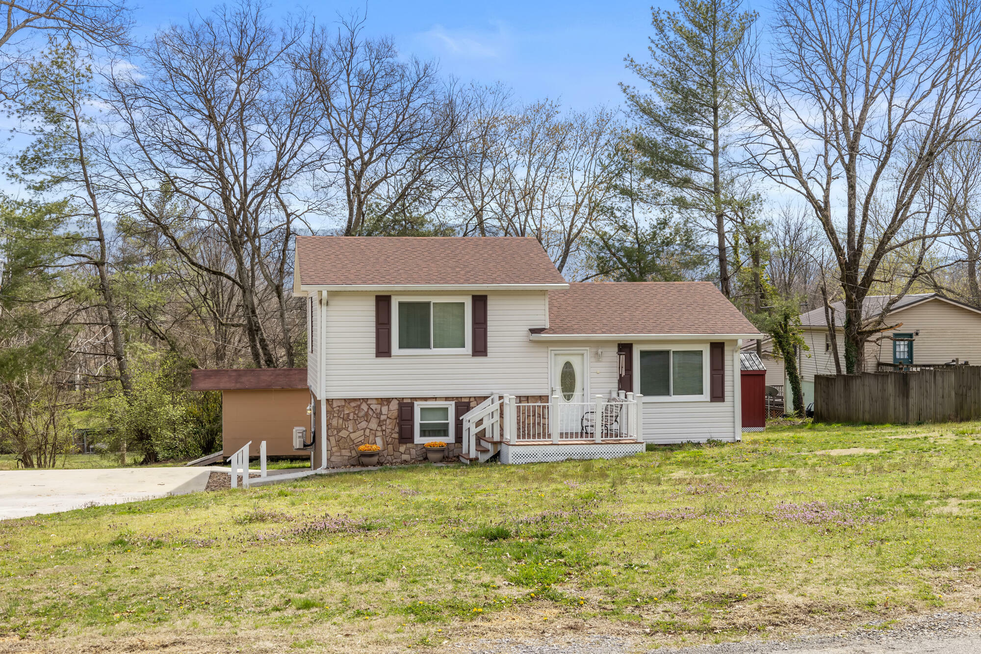 Property Photo: 609 Lawrence Street TN 37331