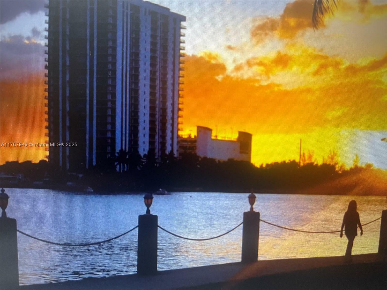 Property Photo: 2910 Point East Dr M414 FL 33160