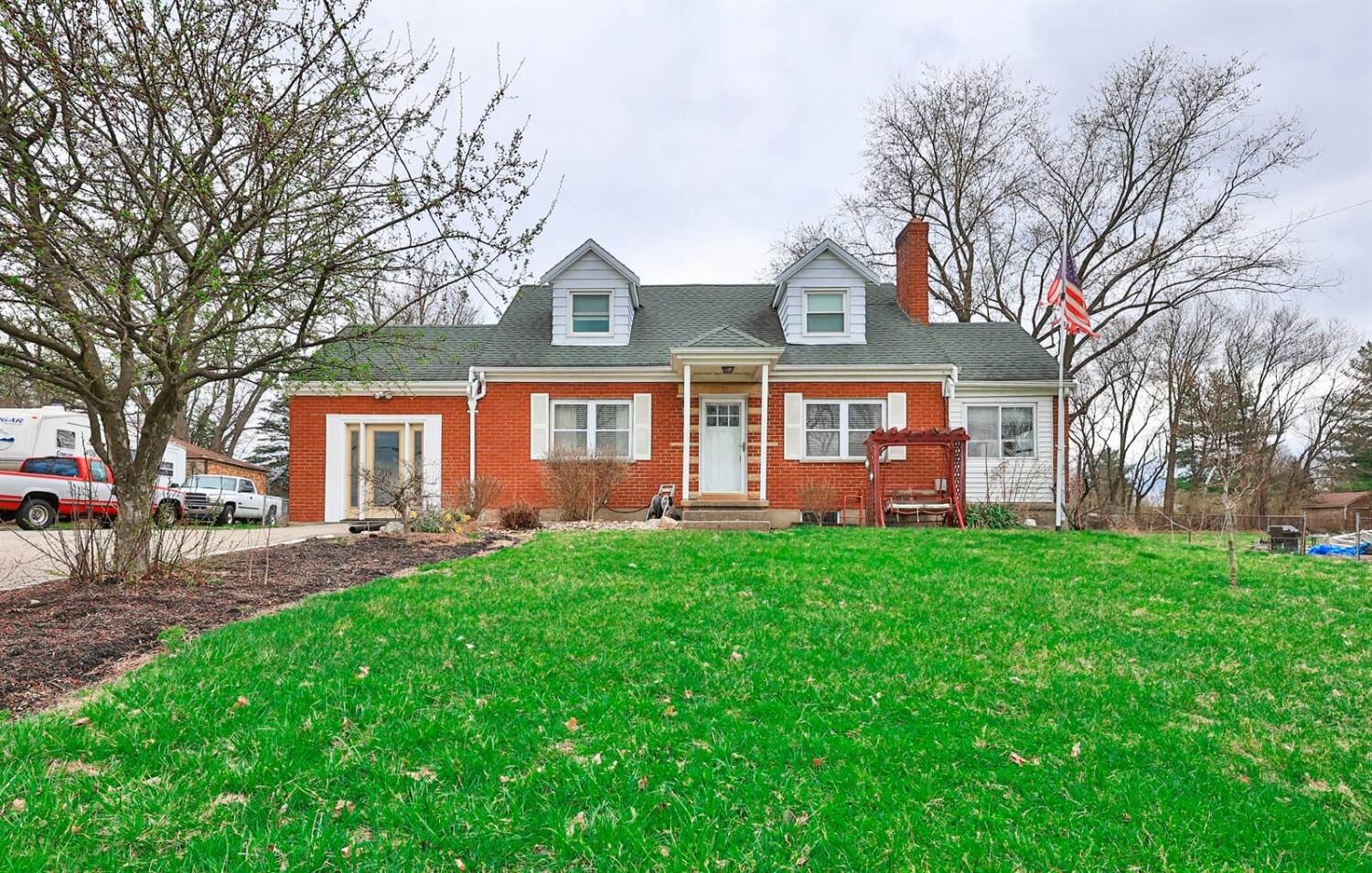 Property Photo: 23724 Stateline Road IN 47025