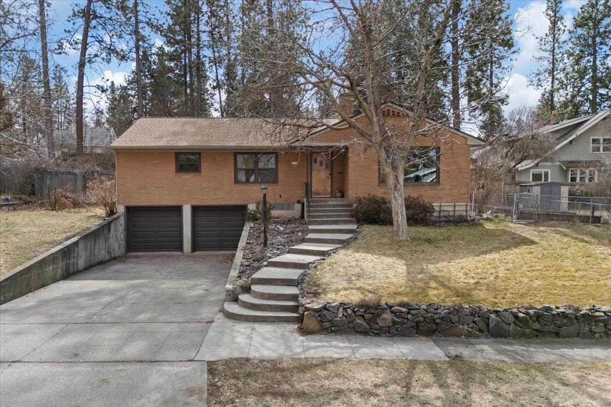 1215 W 16th Ave  Spokane WA 99203-1025 photo