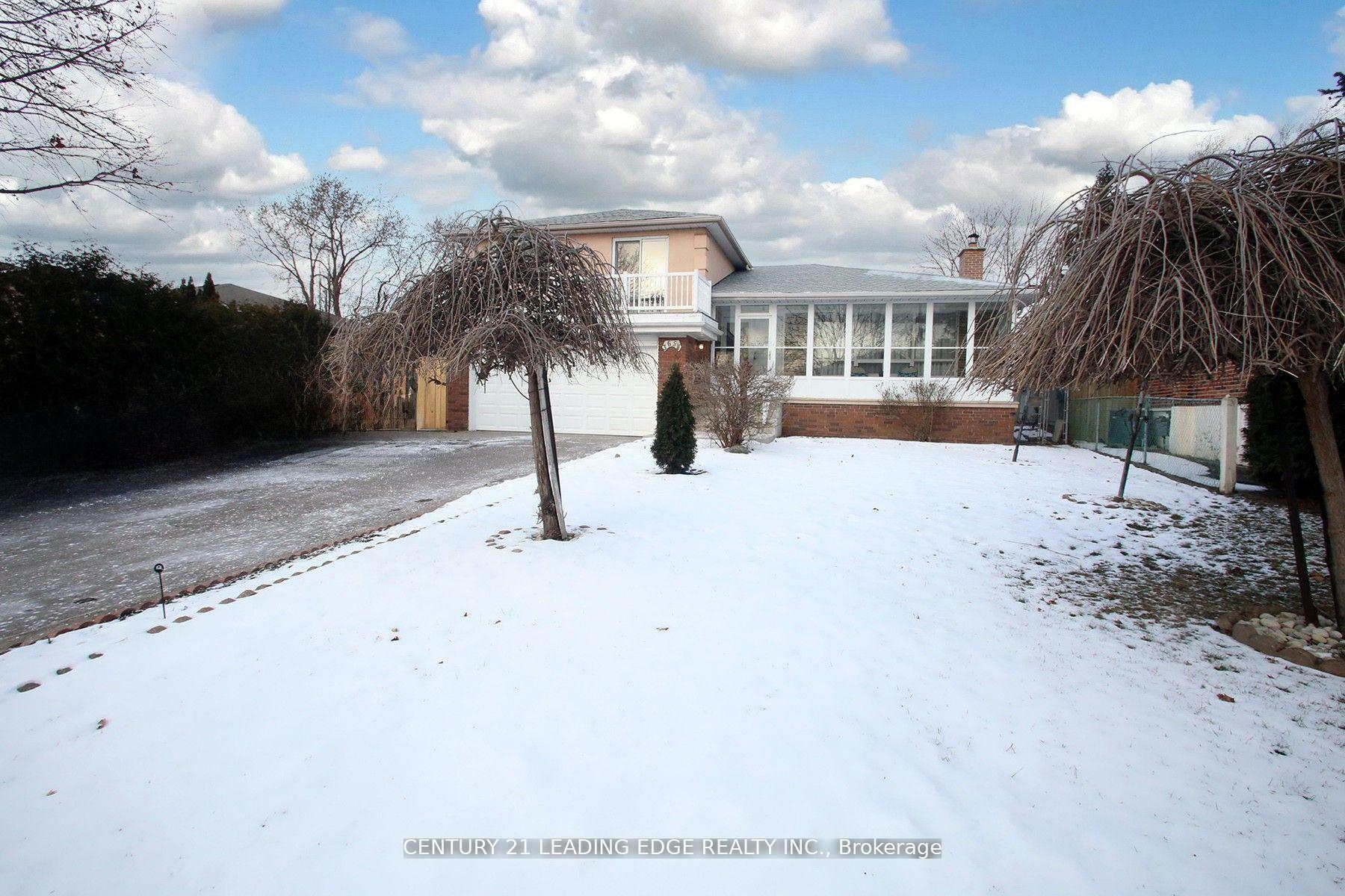 Photo de la propriété: 3651 Broomhill Crescent ON L4Y 3N5