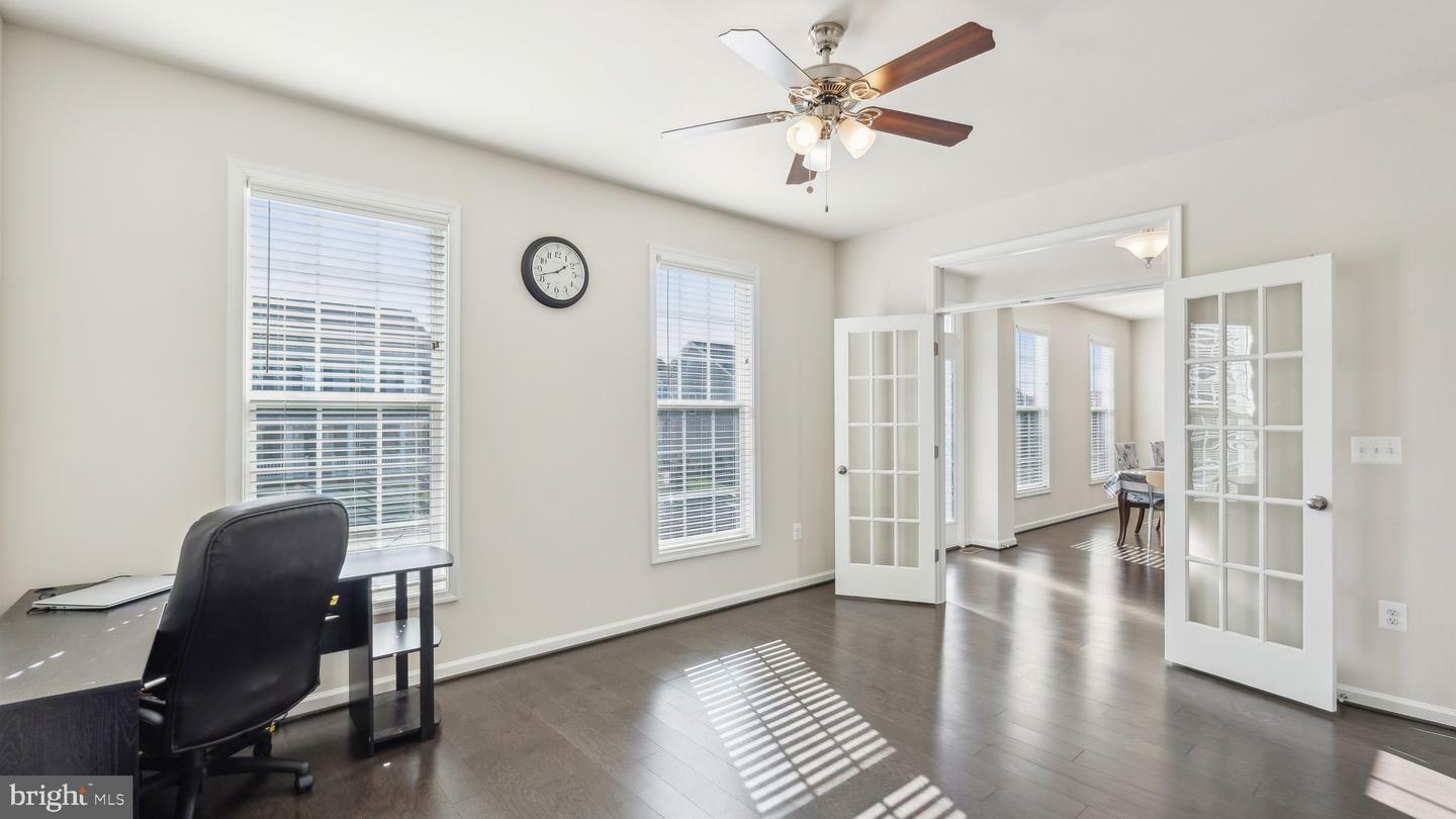 Property Photo: 212 Hosta Way VA 22554