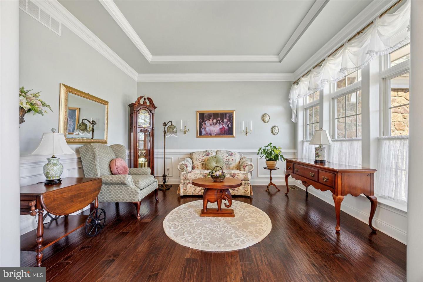 Property Photo: 723 Reading Circle PA 19460