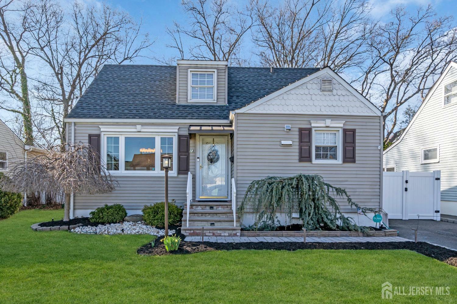 13 Chase Avenue  Avenel NJ 07001 photo