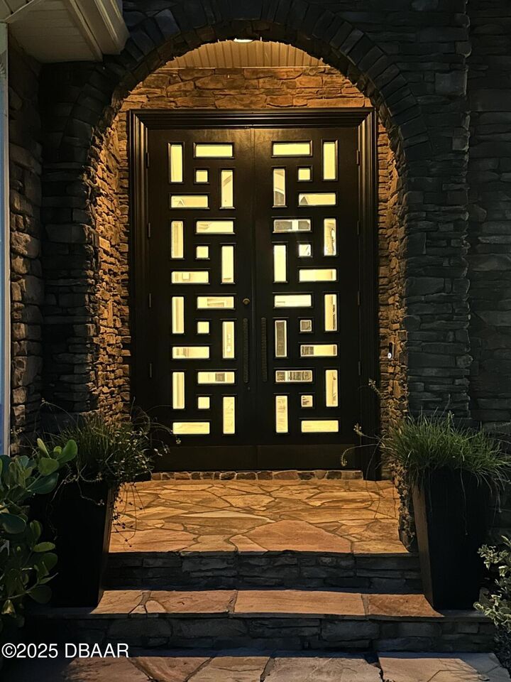 Property Photo: