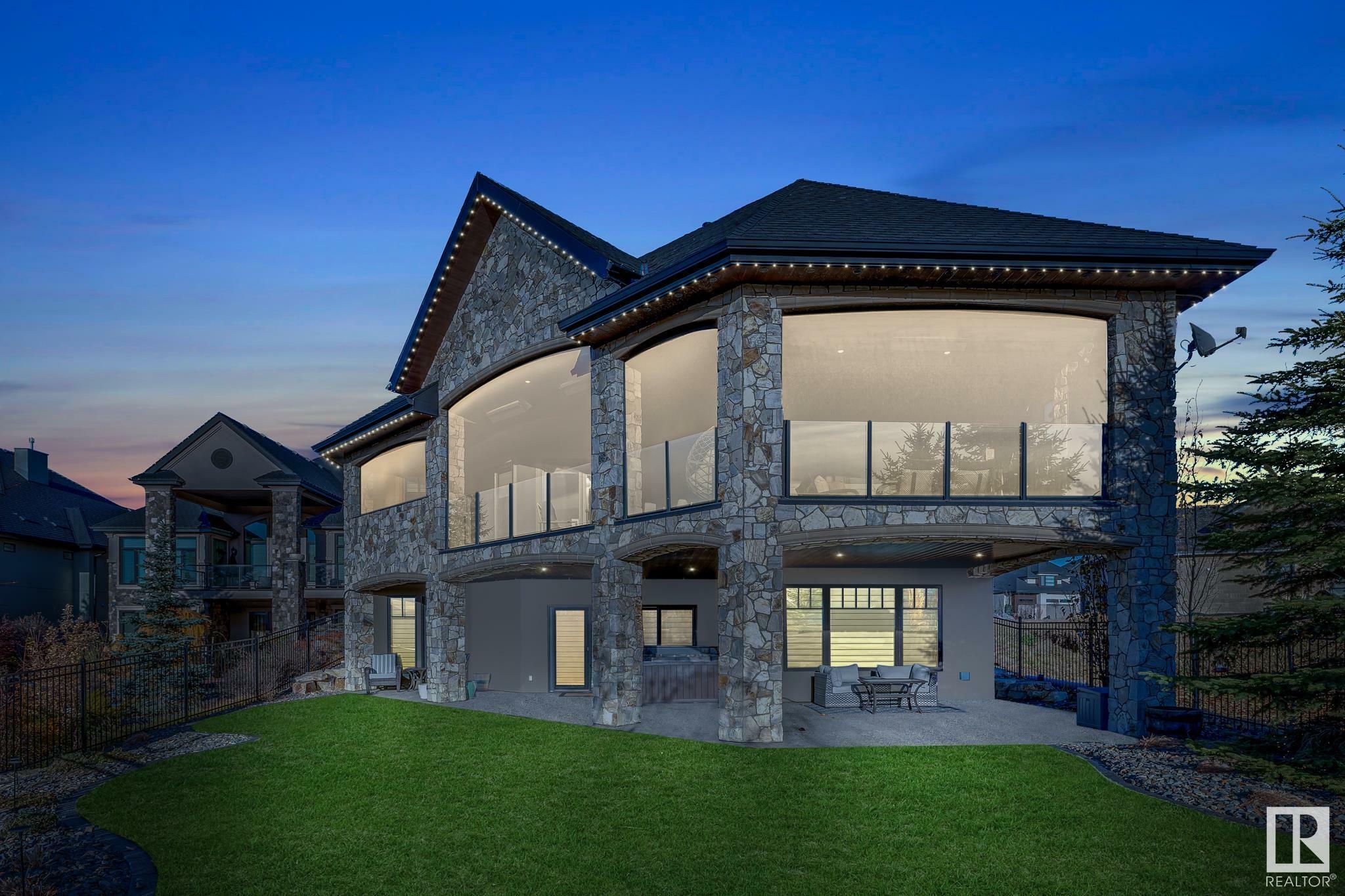 Property Photo: 2790 Wheaton Drive NW AB T6W 2M6
