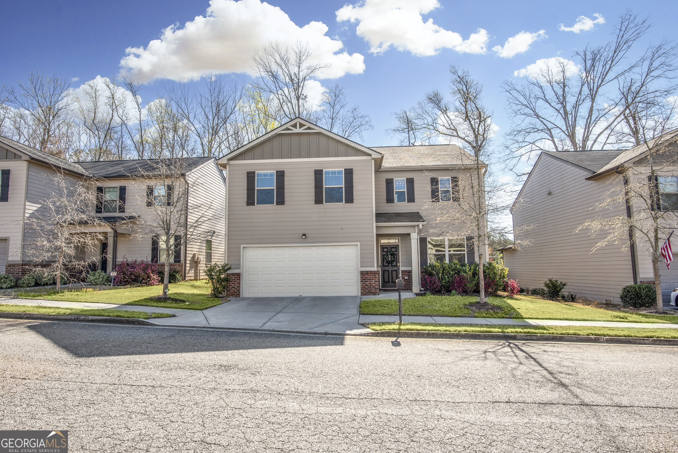 Property Photo: 437 Park West Boulevard GA 30606