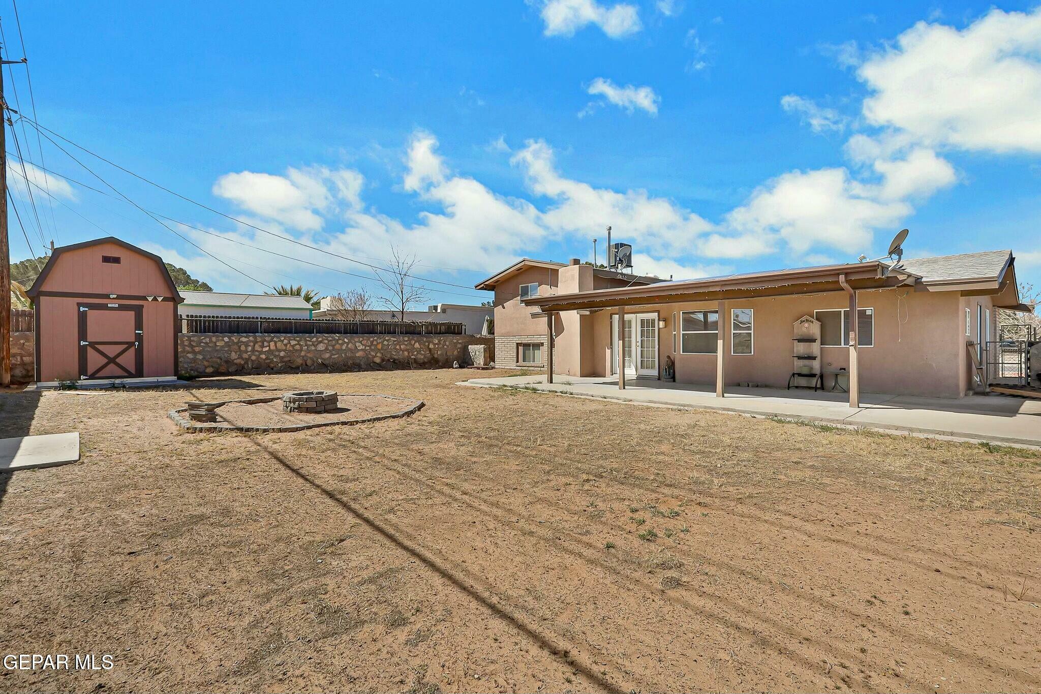 Property Photo: 2912 Chaswood Street TX 79935