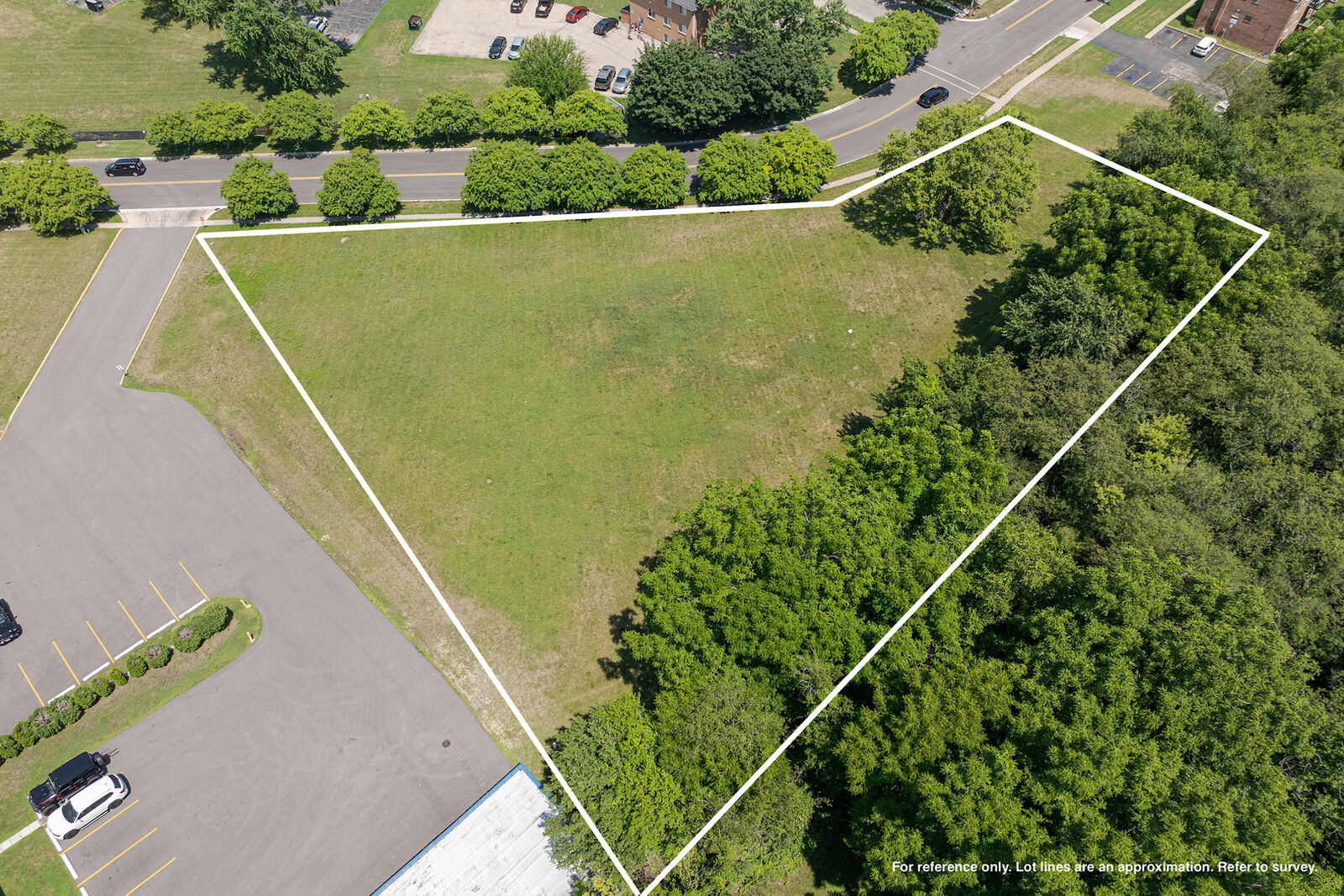 Property Photo:  0000 Strom Drive  IL 60118 