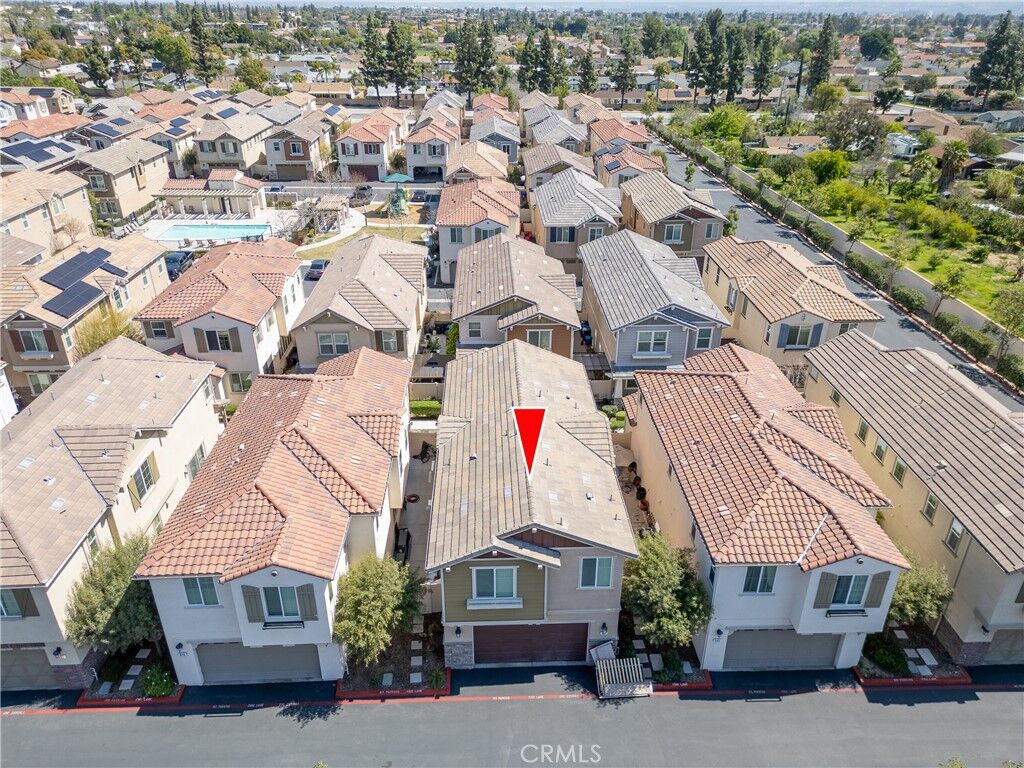 Property Photo:  687 S Mandarin Lane  CA 92376 