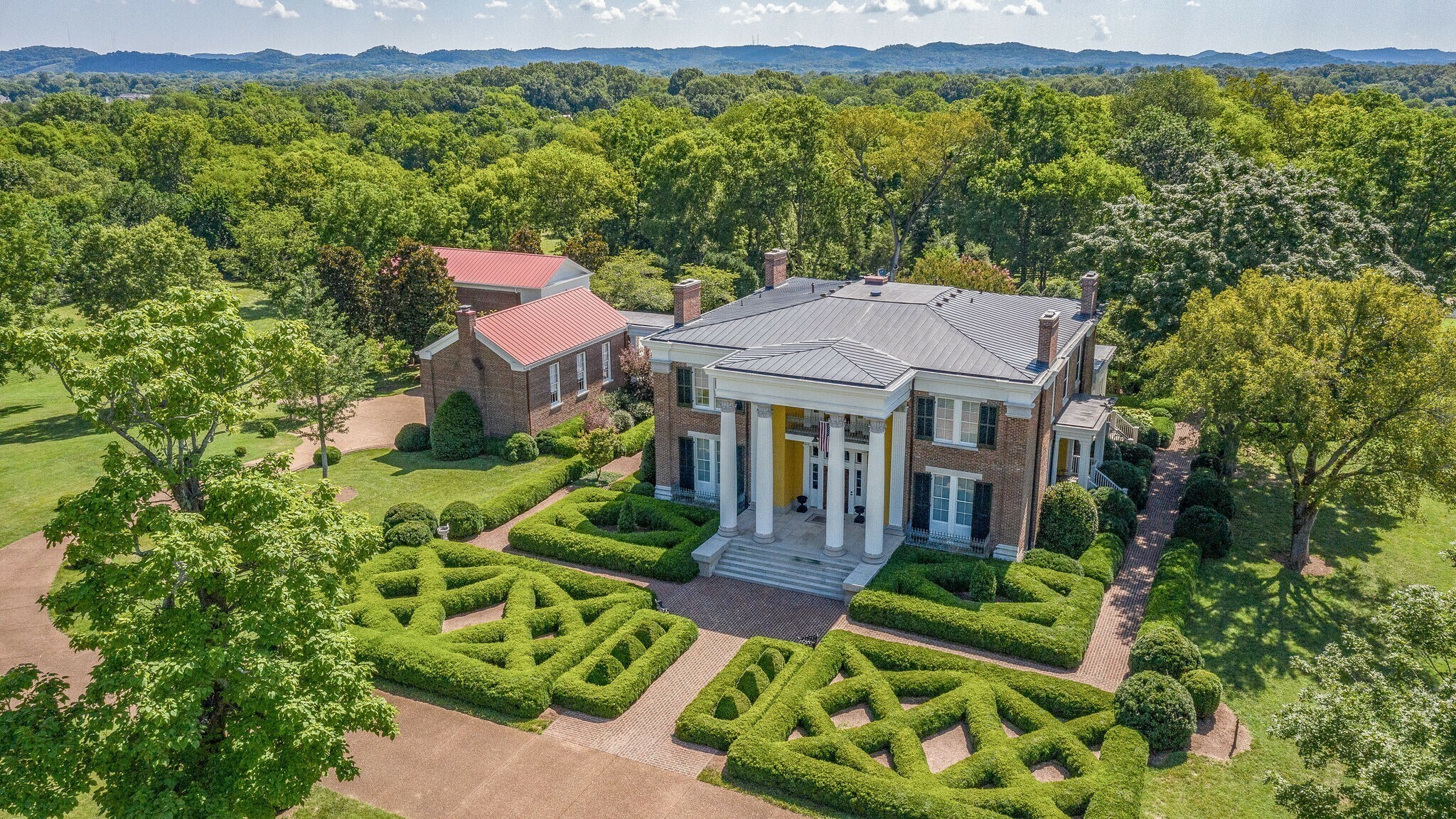 1711 Old Hillsboro Rd  Franklin TN 37069 photo