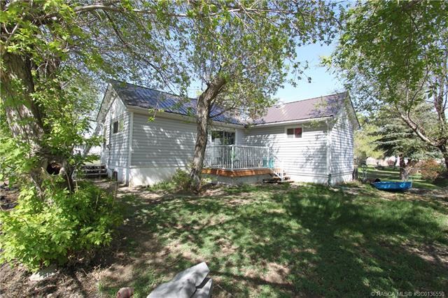 108 16 Street NW  Drumheller AB T0J 0Y1 photo