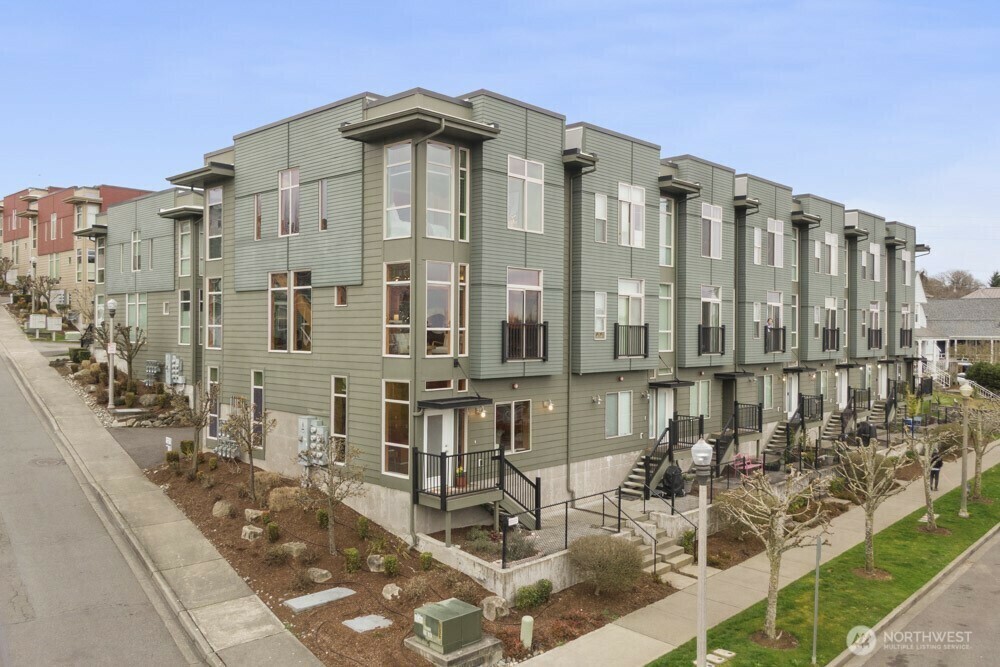Property Photo: 2140 S G Street WA 98405