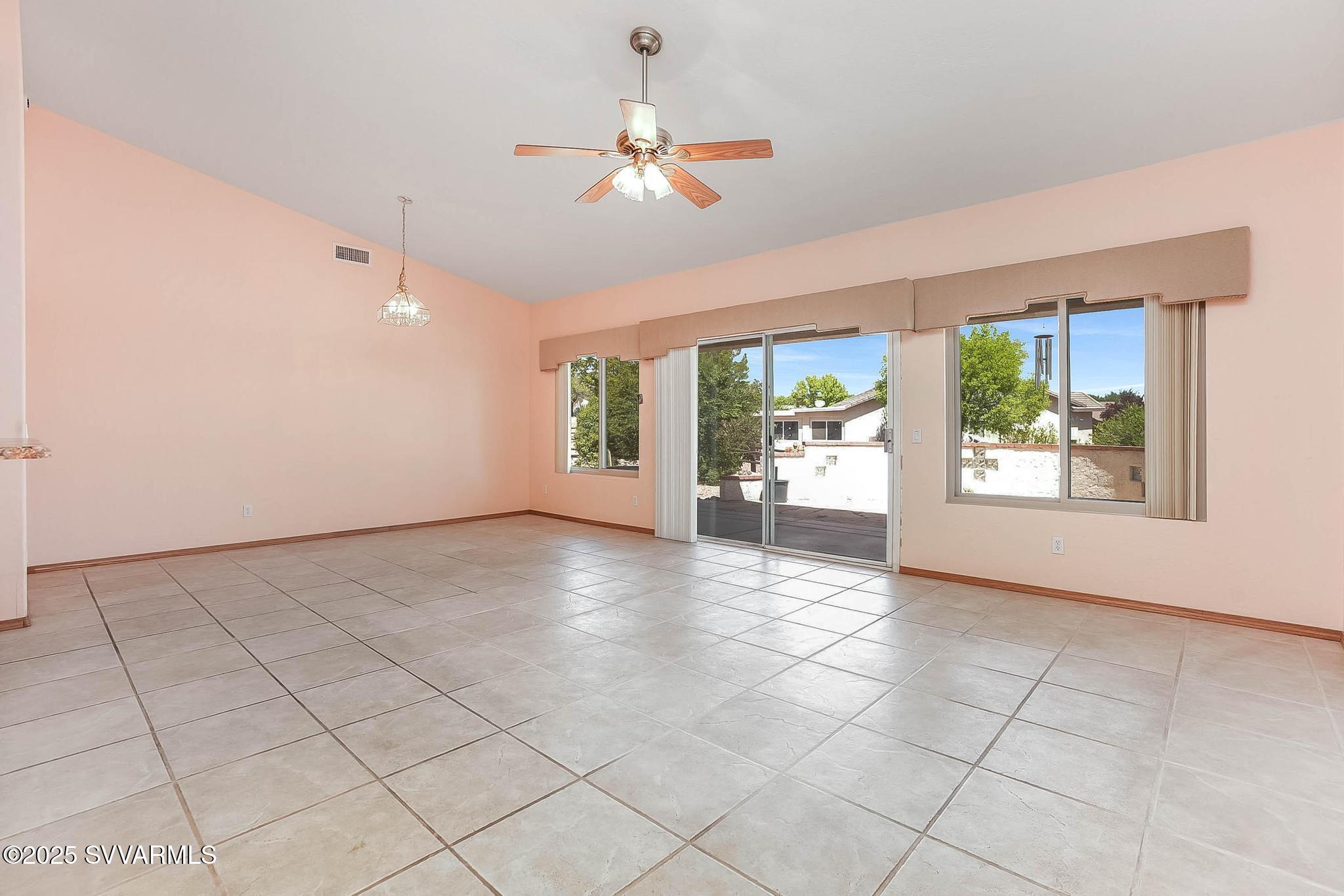 Property Photo: 1830 W Bronco Lane Lane AZ 86326