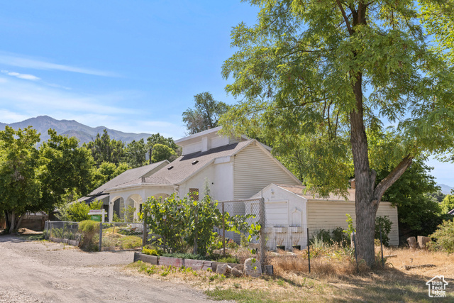 Property Photo: 661 E 2735 S UT 84403