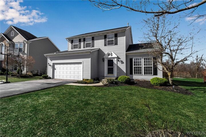 3474 Heatherwood Drive  Hamburg NY 14075 photo