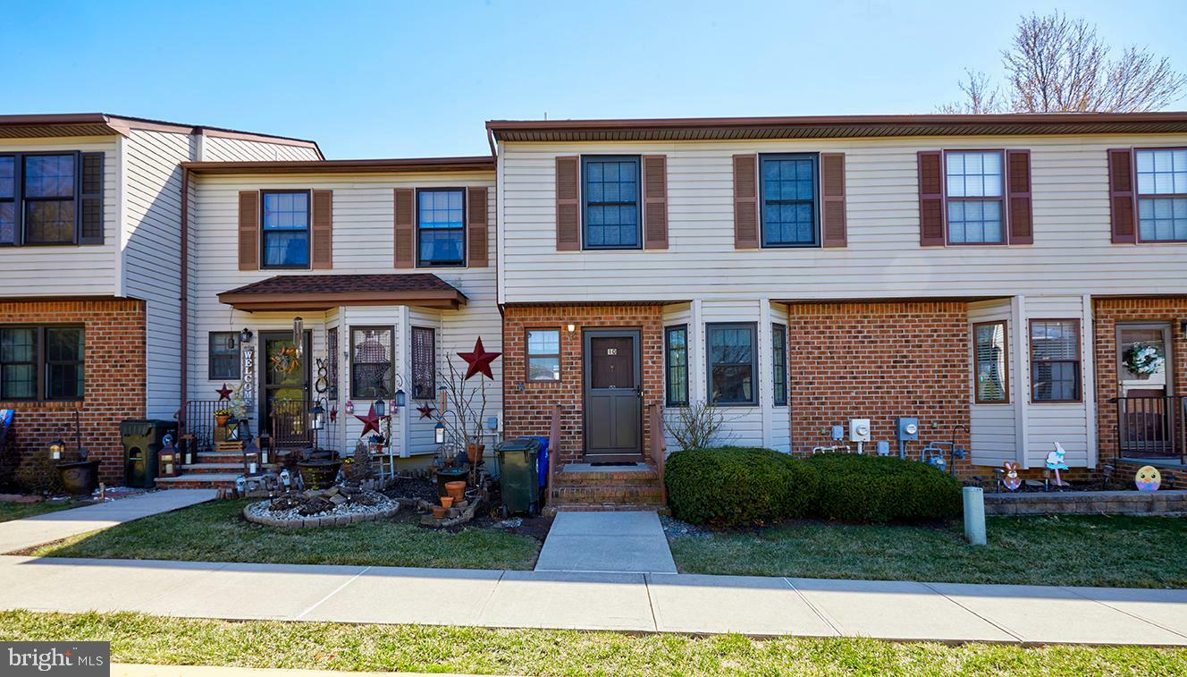 Property Photo: 10 Bordenshire Drive NJ 08505