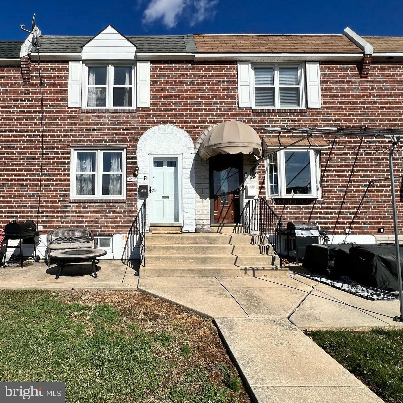 Property Photo: 673 Rively Avenue PA 19036
