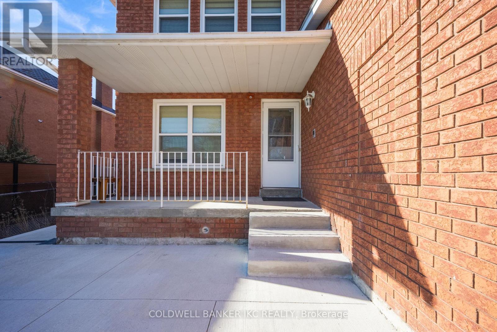 Property Photo:  36 Allenhead Crescent  ON L6Z 4J2 