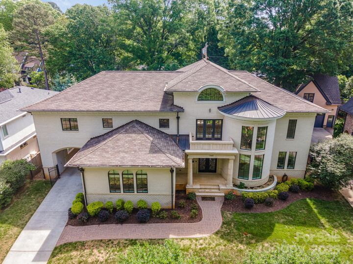 Property Photo:  1665 Sterling Road  NC 28209 