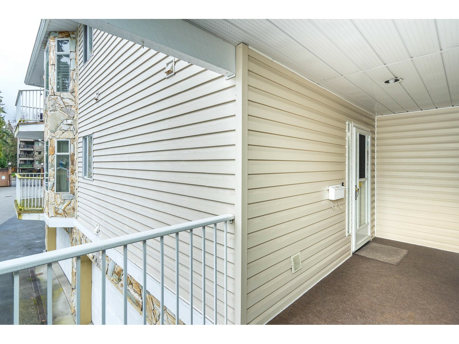 Property Photo: 10584 153 110 BC V3R 9V1