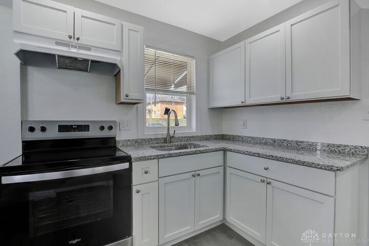 Property Photo:  712 N Gettysburg Avenue  OH 45417 