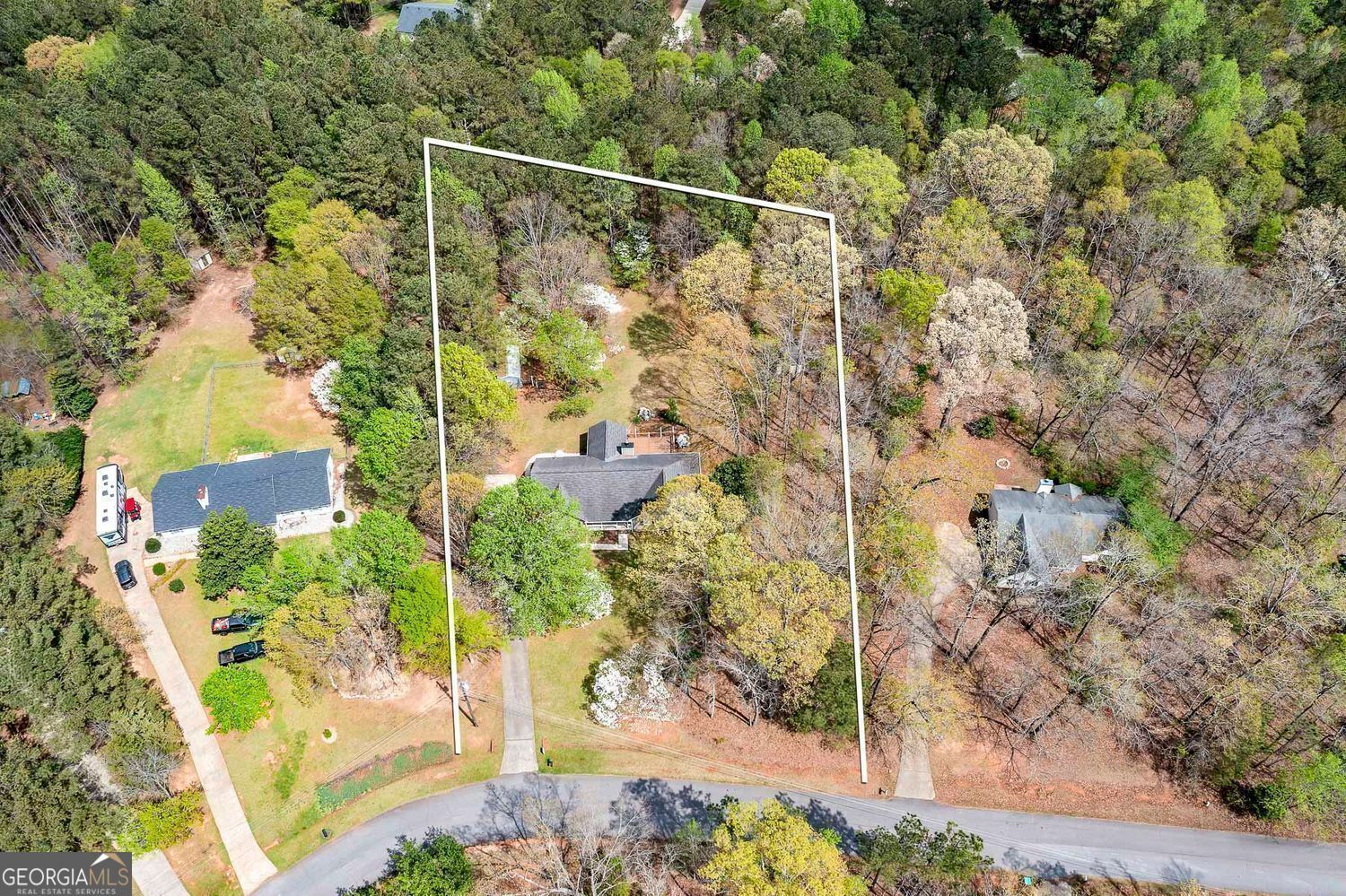 Property Photo: 195 Creekside Way GA 30252