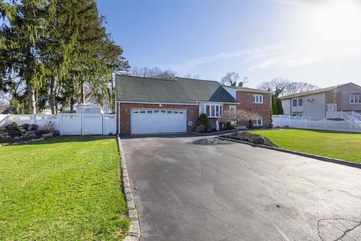 Property Photo:  84 Riverside Avenue  NY 11951 