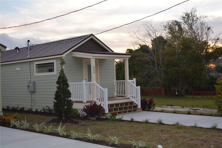 Property Photo:  620 Third Street Street  FL 32765 