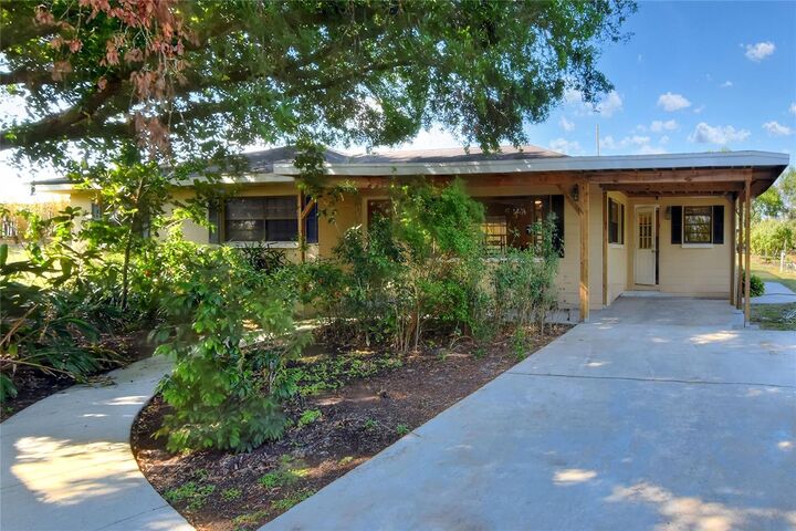 Property Photo: 2020 State Road 37 S FL 33860