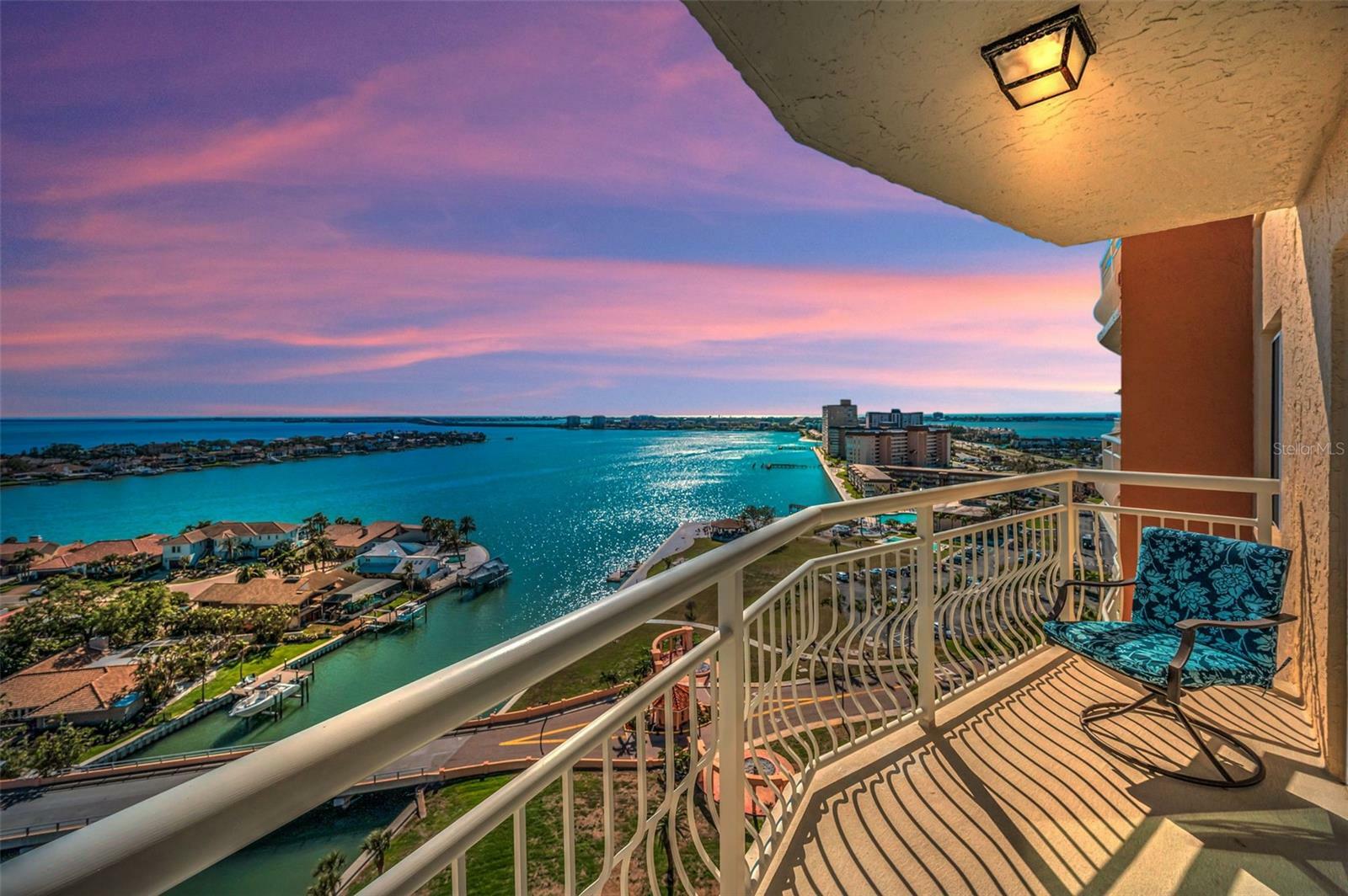 Property Photo:  4900 Brittany Drive S 1606  FL 33715 