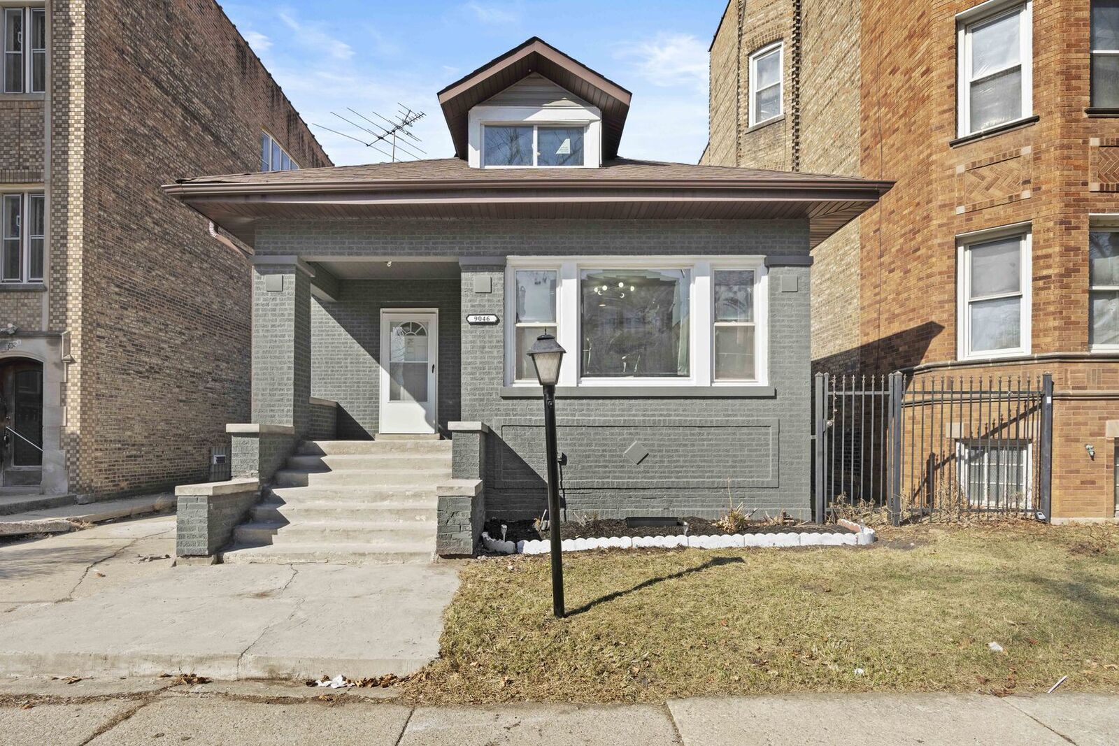 Property Photo:  9046 S Laflin Street  IL 60620 