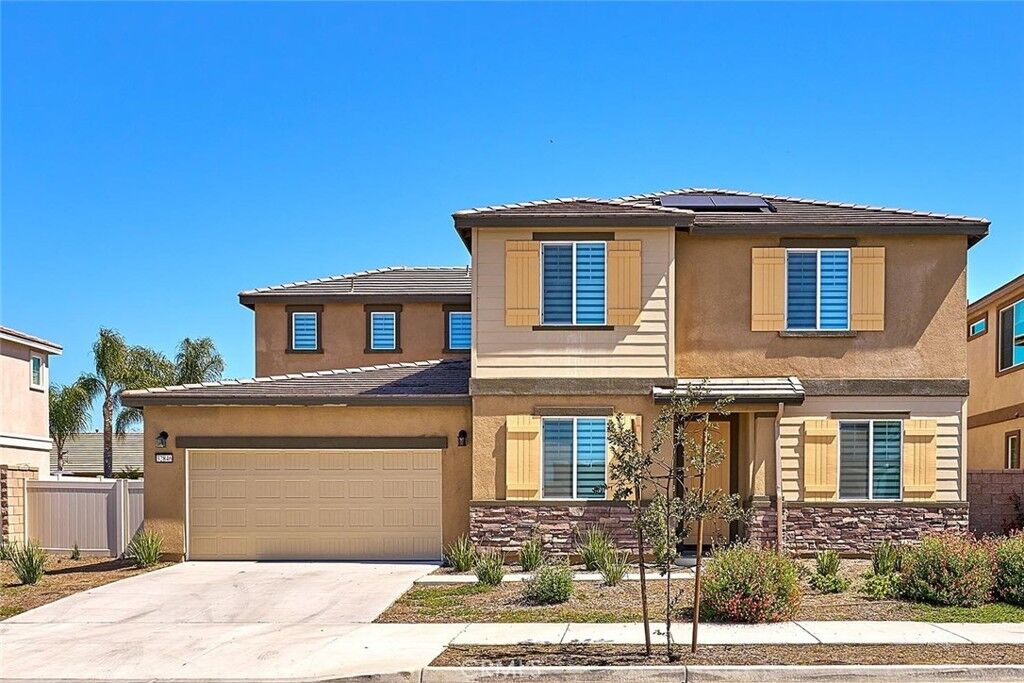 Property Photo: 32846 Forgecroft Street CA 92584