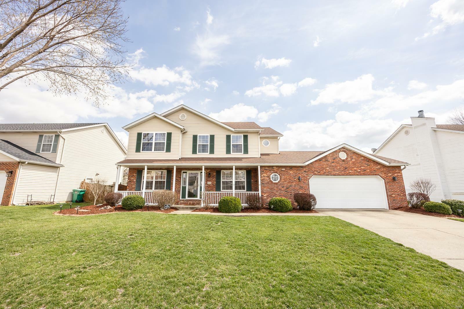 Property Photo: 1204 Clarendon Drive IL 62269
