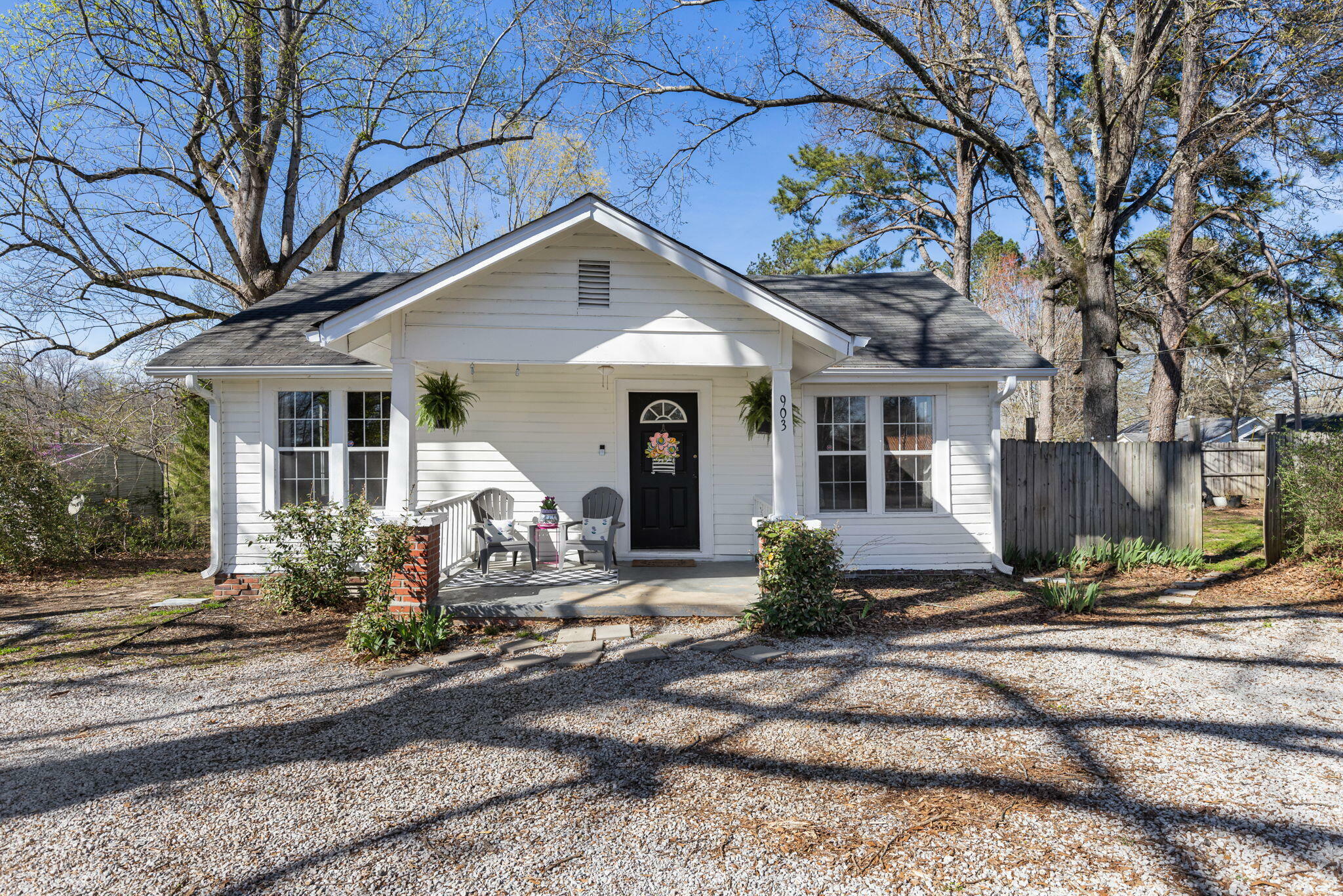 Property Photo: 903 West 8th Street MS 38834