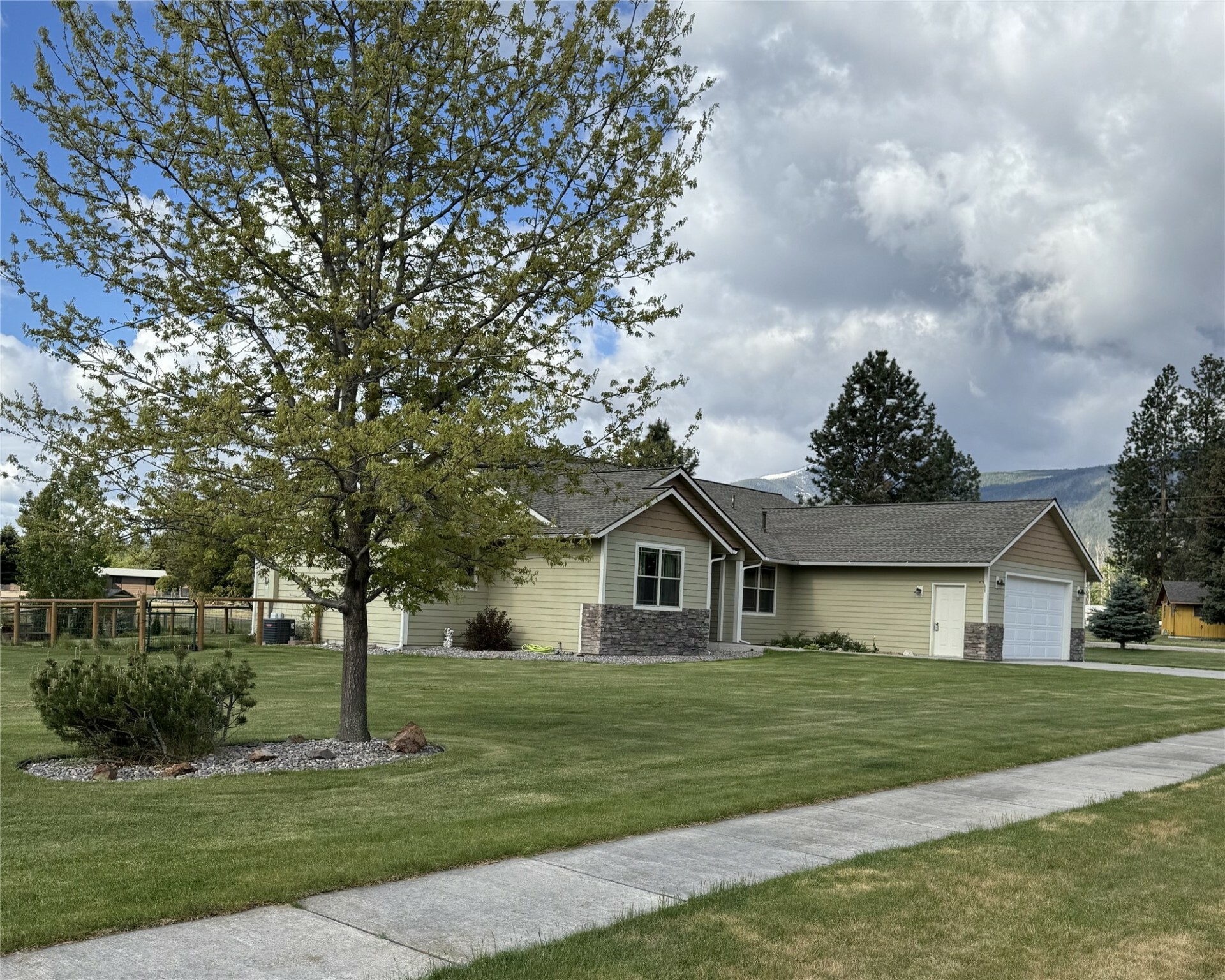 Property Photo: 369 Gold Court MT 59833